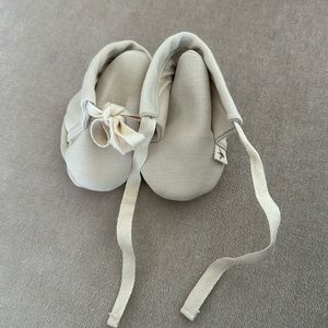 UAUA newborn slipper